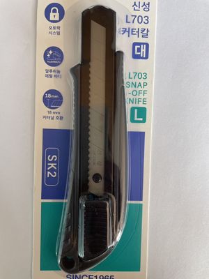 Mua 18mm có thể kéo lại Blade utility Length 100mm With Ergonomic Design sản xuất trực tuyến