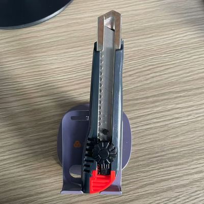 Mua Nhận được trang trí hoàn hảo với dao tiện dụng 18mm L702 và dài lưỡi dao 100mm cho kết quả chuyên nghiệp sản xuất trực tuyến