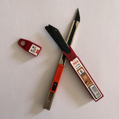 Mua Lưỡi dao rọc giấy 9mm bằng thép carbon cao cấp để cắt giấy chính xác và chuẩn xác sản xuất trực tuyến