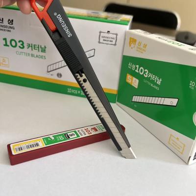 Mua 9mm Cutter Blades Silver and Versatile for Various Cutting Needs sản xuất trực tuyến