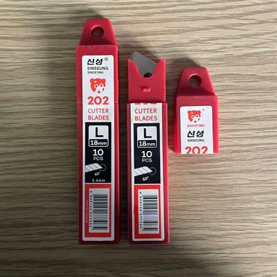 8 phân đoạn góc 60° Extra Heavy Duty Utility Knife Blades Độ dày 0,5 mm Hiệu suất