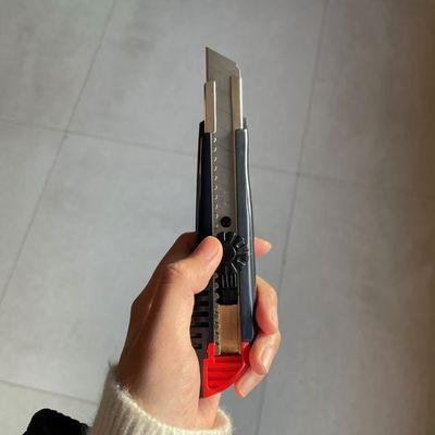 Khả năng tương thích phù hợp với tiêu chuẩn 18mm Blades Multifunctional Knife